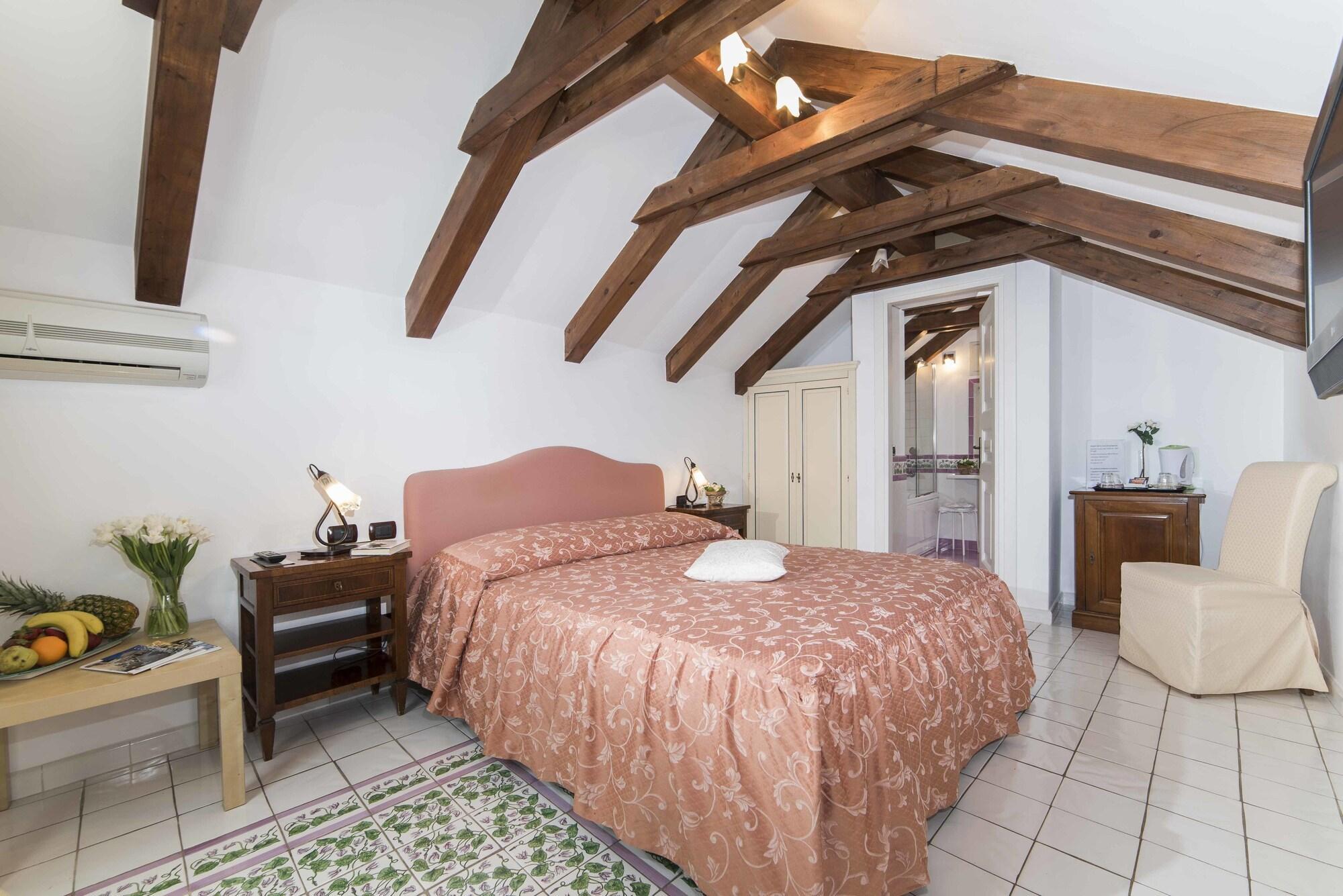 Hotel Villa Annalara Charme And Relax Amalfi Exterior photo