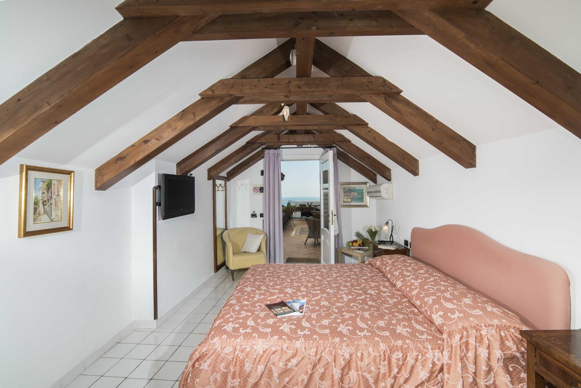 Hotel Villa Annalara Charme And Relax Amalfi Exterior photo